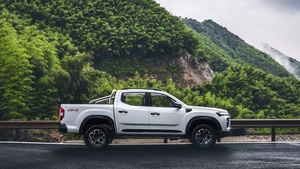 Camioneta 4x4 de Alto Rendimiento Saic Maxus Interstellar L X R 2025-2026, Autos Diésel Nuevos <span class=keywords><strong>con</strong></span> Neumáticos R18 de China - Product Image 4