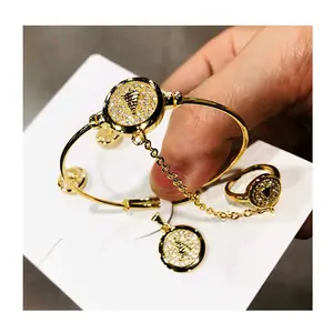 BMZ 2025 Juego <span class=keywords><strong>de</strong></span> Joyería Semanal <span class=keywords><strong>de</strong></span> <span class=keywords><strong>Oro</strong></span> Verdadero <span class=keywords><strong>de</strong></span> 18K con Doble Capa <span class=keywords><strong>de</strong></span> Chapado <span class=keywords><strong>para</strong></span> Niños, Juego <span class=keywords><strong>de</strong></span> Joyería <span class=keywords><strong>de</strong></span> Primera Clase con Árboles <span class=keywords><strong>de</strong></span> Navidad Únicos <span class=keywords><strong>para</strong></span> Bebés - Product Image 1