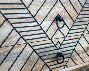 Table d'appoint en bois sur mesure, table d'appoint en bois massif faite à la main, table de chevet moderne minimaliste pour usage résidentiel et commercial - Product Image 2