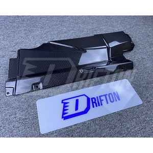 ชุดคลุมเครื่องยนต์คาร์บอนไฟเบอร์สำหรับ LP700 Lamborghini Aventador แบบแห้ง - Product Image 6