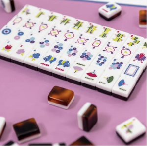 Mahjong portable de luxe moderne pliable à quatre couches pour 4 joueurs avec tuiles en acrylique pour usage universel - Product Image 4