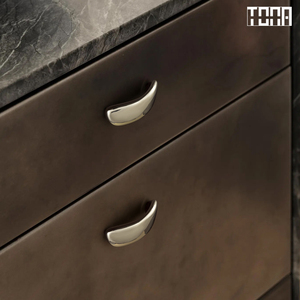 Designer Brushed Brass Villa Cabinet Knob Heavy Hardware Minimalist Luxury Interior Solid <strong>Metal</strong> Modern Kitchen <strong>Drawer</strong> - Product Image 5