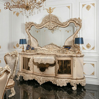 Ensemble de salle à manger de luxe de style turc en bois massif, table et chaises cannelées dorées champagne pour la maison, l'hôtel, la villa royale, l'intérieur du palais