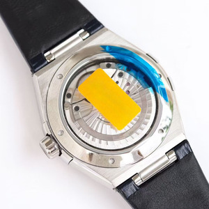 High-<b>end</b> Luxury, Trendy and Best-selling Sapphire Crystal, Roman Numeral Hour Markers, Luminous Hands Men's Round Wristwatch. - Product Image 3