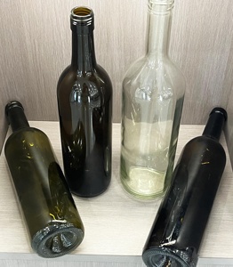 Venta al por mayor <span class=keywords><strong>de</strong></span> bajo <span class=keywords><strong>precio</strong></span> <span class=keywords><strong>de</strong></span> frutas rojas redondas botellas <span class=keywords><strong>de</strong></span> vino transparente 750ml con tapas <span class=keywords><strong>de</strong></span> corcho - Product Image 4