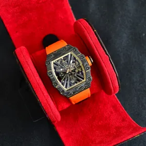 남성용 맞춤형 로고 탄소 섬유 시계 다기능 브랜드 시계 중공 타키미터 클래식 Reloj
