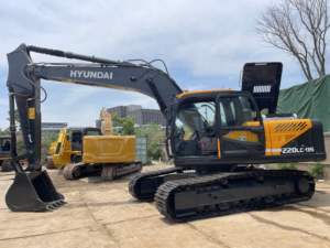 Il Miglior Escavatore Cinese Hyundai 220-9s con Braccio Lungo a Prezzo Conveniente - Product Image 1