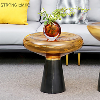 Table d'appoint moderne pour canapé Meubles de salon Base en marbre nordique Petite table basse en verre trempé de luxe nordique pour la maison