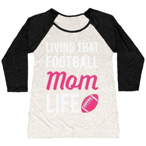 Maglietta da Baseball Tri-Blend femminile che vive quella vita da mamma calcistica - Product Image 1