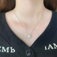 Collana con Pendente in Platino Pt950 con Diamante Quadrato Coltivato in Laboratorio, Prisma Sussurro Piccolo Cubetto di Zucchero, Gioielli Raffinati da Donna, Charm Delicato