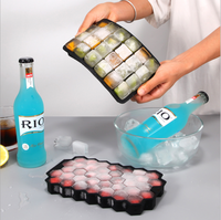 Jeu de 4 moules en silicone pour cube et plateau à whisky sphérique Plateau à glaçons 4 saisons avec couvercle pour cuisine, fête, carton emballé