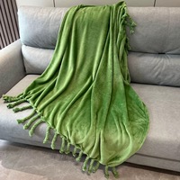 Neues Design Einfarbige Nerz Fleece werfen glatte seidige Flanell geflochtene Quaste Decke