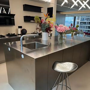 Grand comptoir de bar à vin en forme de L en acier inoxydable SUS304 avec rangement, modèle JG-01, style américain, ensemble de bar pour fêtes - Product Image 2