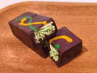 Meest verkochte 30g gearomatiseerde vaste chocoladestukjes, zoete chocolade, met fruitstukjes of -reepjes