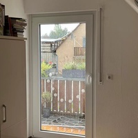 Portes à battants en PVC à économie d'énergie de norme européenne avec double vitrage trempé Low-E, isolation phonique, pour supermarchés et usage extérieur