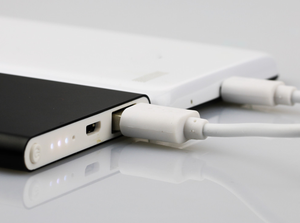 <span class=keywords><strong>Power</strong></span> <span class=keywords><strong>Bank</strong></span> Portatile Promozionale da 4000mAh, Caricabatterie Tascabile per Cellulari - Product Image 4