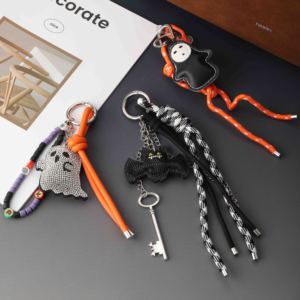 Chuỗi màu cam biểu cảm trang trí móc chìa khóa túi quyến rũ phiên bản Halloween loạt ma yếu tố kinh dị dễ thương nút thắt dây rực rỡ - Product Image 1