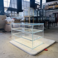 Bäckerei-Vitrine aus Gehärtetem Glas mit LED-Beleuchtung, Langlebig, Leicht zu Reinigen, Hochwertig für Bäckereien und Einkaufszentren