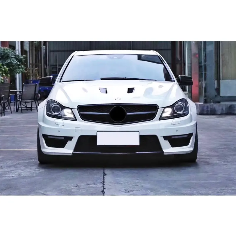 ชุดอุปกรณ์แต่งรถสำหรับ Mercedes Benz C Class W204,รุ่นอัพเกรดเป็น C63 AMG Style พร้อมกระจังหน้าและหลัง