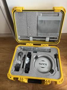 South Insight V2/S1 GPS GNSS RTK AR Stakeout International Module Gps Rtk พร้อมซอฟต์แวร์และเฟิร์มแวร์ SurvStar ที่อัปเกรดได้ - Product Image 1