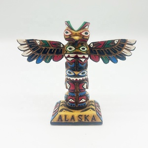 कला आकृति हस्तनिर्मित रेसिन स्मारिका टोमटम पोल मूर्ति लानेका सोवेर - Product Image 3