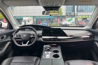Voitures de luxe d'occasion bon marché de Chine, conduite à gauche, Changan Uni-k 2022 2023 2024 SUV, voiture à essence d'occasion à vendre