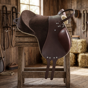 Silla de Montar Inglesa de Cuero de Caballo Personalizada de Alto Rendimiento, Diseño Ergonómico, Espuma Viscoelástica, Máximo Confort, Marca REAL, Uso en Exteriores - Product Image 2