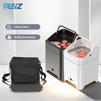 Projecteur LED sans fil RZ Battery Uplight RGBWA+UV 6-en-1 pour mariages, soirées DJ, éclairage de scène rechargeable avec sac de rangement