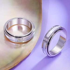 Bague anti-stress en acier inoxydable plaqué or 18 carats avec nacre et zircon cubique en forme de fleur, bijou apaisant pour femme - Product Image 5