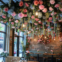 NINI Design personnalisé pour café-restaurant, plafond suspendu avec plantes vertes simulées, verdure artificielle, plafond fleuri simulé