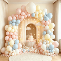 Décorations d'arche de ballons personnalisées rose et or blanc pour fête de naissance par Balloon Factory, comprenant un ensemble de ballons de 5 à 36 pouces.