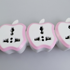 เต้ารับอเนกประสงค์รูปทรงแอปเปิ้ลสีชมพูใหม่ พร้อมช่องเสียบ USB รุ่นปี 2022 - Product Image 3