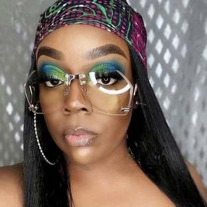 Gafas de Sol Extra Grandes Sin Montura con Logotipo Personalizado, Lentes Degradadas con Protección UV400, Gafas de Sol Irregulares para Mujer - Product Image 2