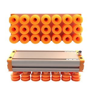 Manipulador Industrial Eficiente de 130 kg con Generador de Vacío Integrado y Ventosa para Paletización de Tableros de Madera, Cartón y Manipulación de Accesorios - Product Image 1