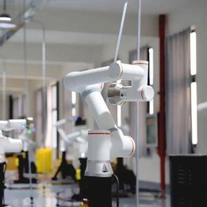 Robot Barista, bras robotisé |   Portée de 922 mm, capacité de charge de 5 kg |   Moteur industriel 6 axes PLC |   Utilisation facile |   Modèle SHENGXIN FR5 - Product Image 2