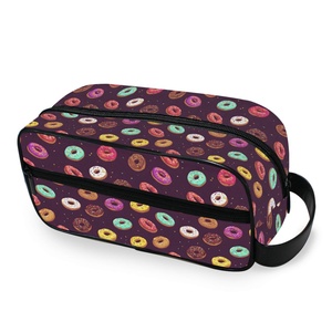 Bolsa de Maquillaje Cosmética con Cierre, Impermeable, Portátil, de Gran Capacidad, con Diseños de Donuts, a Precio Económico - Product Image 1