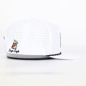 Casquette Snapback Unisexe 5 Panneaux Personnalisée BSCI en Denim Imperméable avec Logo Animal et Nœuds, Trous Découpés au Laser, Cordon en Toile Décontractée pour Extérieur, en Velours Côtelé - Product Image 4
