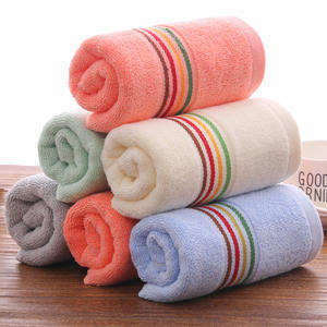 Emballage cadeau <span class=keywords><strong>Gant</strong></span> <span class=keywords><strong>de</strong></span> <span class=keywords><strong>toilette</strong></span> en bambou Serviette <span class=keywords><strong>de</strong></span> <span class=keywords><strong>toilette</strong></span> en coton <span class=keywords><strong>de</strong></span> <span class=keywords><strong>petite</strong></span> <span class=keywords><strong>taille</strong></span> à rayures - Product Image 2