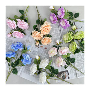 4 Têtes Diamant Rose Fleur Artificielle Mur Décoratif pour Mariage et la Saint-Valentin Affichage Guidé Routier - Product Image 1