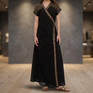 Robe longue noire élégante avec perles dorées, col en V, manches courtes, coupe ample, style portefeuille à nouer, pour soirée, été, en mousseline 100% coton - Product Image 4
