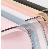 Papier d'emballage pour bouquet à thème floral 56x56cm Finition mate Style tendance Emballage cadeau pour fleurs pour la Saint-Valentin Floristerie