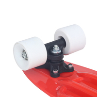 Scooters à quatre roues du fabricant principal Snake Board Skateboard Deck Adult PU Material pour débutants