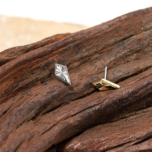 Bijoux de corps en or massif 14 carats sans fil, piercing d'oreille en or fin, vente en gros - Product Image 5