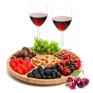 Plateau à collation en bambou Master Carpenter avec séparateurs, plateau de service multifonctionnel pour fruits, noix, utilisation sur table de fête - Product Image 3