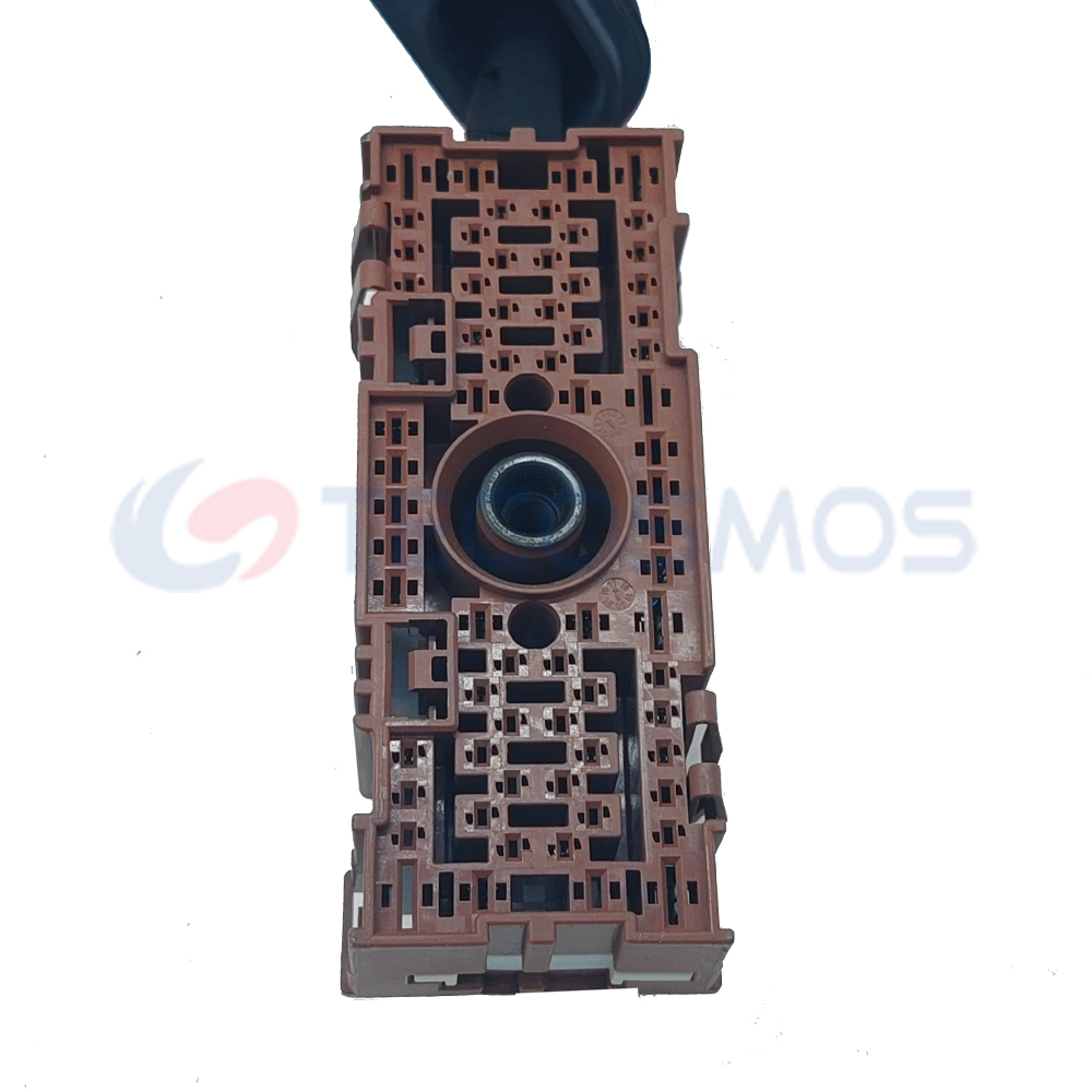 Automotive Computer Board Plug Harness Connector Waterproof Shell for Buick 69 Pin Female CT69-0001M