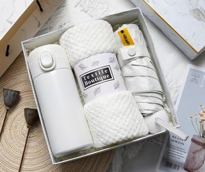 โปรโมชั่นใหม่มาแรง ชุดของขวัญสุดหรู กระติกน้ำสุญญากาศสแตนเลส 500 มล. พร้อมพัดลมขนาดเล็กและร่ม สำหรับวันพ่อและวันอีสเตอร์ - Product Image 6