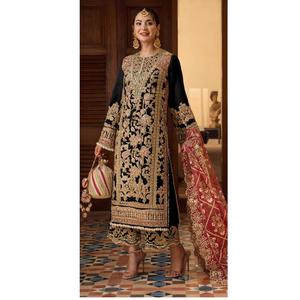 Costume pakistanais prêt-à-porter avec broderie lourde Salwar Kameez pour les festivals et les occasions spéciales, provenant d'un fournisseur indien - Product Image 1
