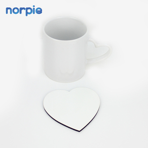 รูปแบบที่กำหนดเองทำส่วนบุคคลไม้100มิลลิเมตรระเหิดหัวใจว่างเปล่า MDF จานรองแก้ว - Product Image 2