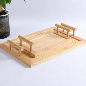 Plateau de service rectangulaire grand format en bambou bio de qualité alimentaire avec poignées, idéal pour le petit-<span class=keywords><strong>d</strong></span>éjeuner, le café, le thé, ou comme <span class=keywords><strong>d</strong></span>écoration de cuisine ou <span class=keywords><strong>d</strong></span>'appoint. - Product Image 4