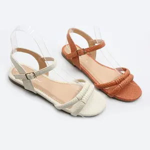 Venta caliente nuevo estilo Venta al por mayor Europa estilo americano tie-up zapatos de verano Sandalias planas de color sólido para las mujeres y las señoras calzado